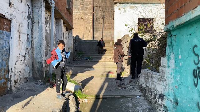 Atık toplayan genç, duvarın çökmesiyle enkaz altında kaldı