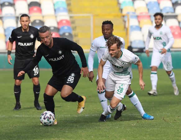TFF 1.Lig 7. hafta erteleme maçında Altay ile Giresunspor 1-1