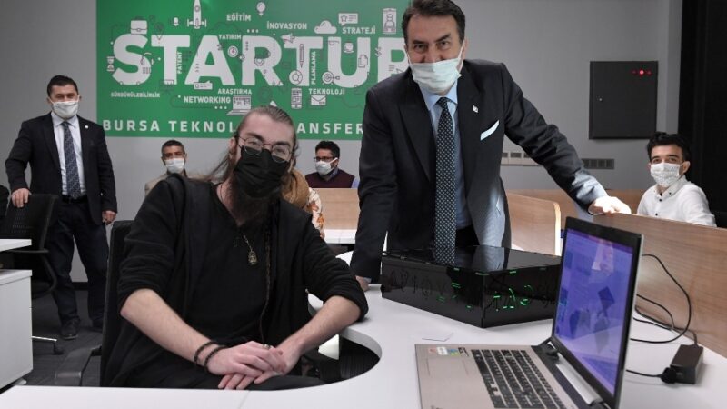 Osmangazi Kariyer İstihdam Merkezi (OKİM) ile son 4 yılda yaklaşık