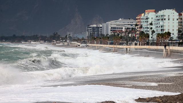 Akdeniz için fırtına uyarısı