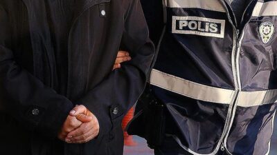 4 ilde zehir tacirlerine operasyon: 20 gözaltı