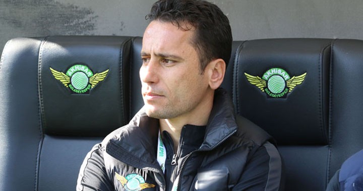 TFF 1. Lig'de mücadele veren Akhisarspor'da Teknik Direktör Cem Kavçak