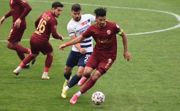 2.Lig'deki Bursa ekibi, sahasında grup ikincisi Hekimoğlu Trabzon'a ikinci yarıda