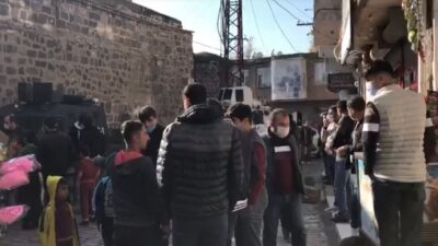 Akıl almaz olay! Küpe için 3 yaşındaki çocuğu…