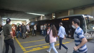 İstanbul’da toplu taşımada yeni koronavirüs önlemleri