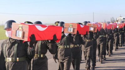 KKTC’de şehitlere veda