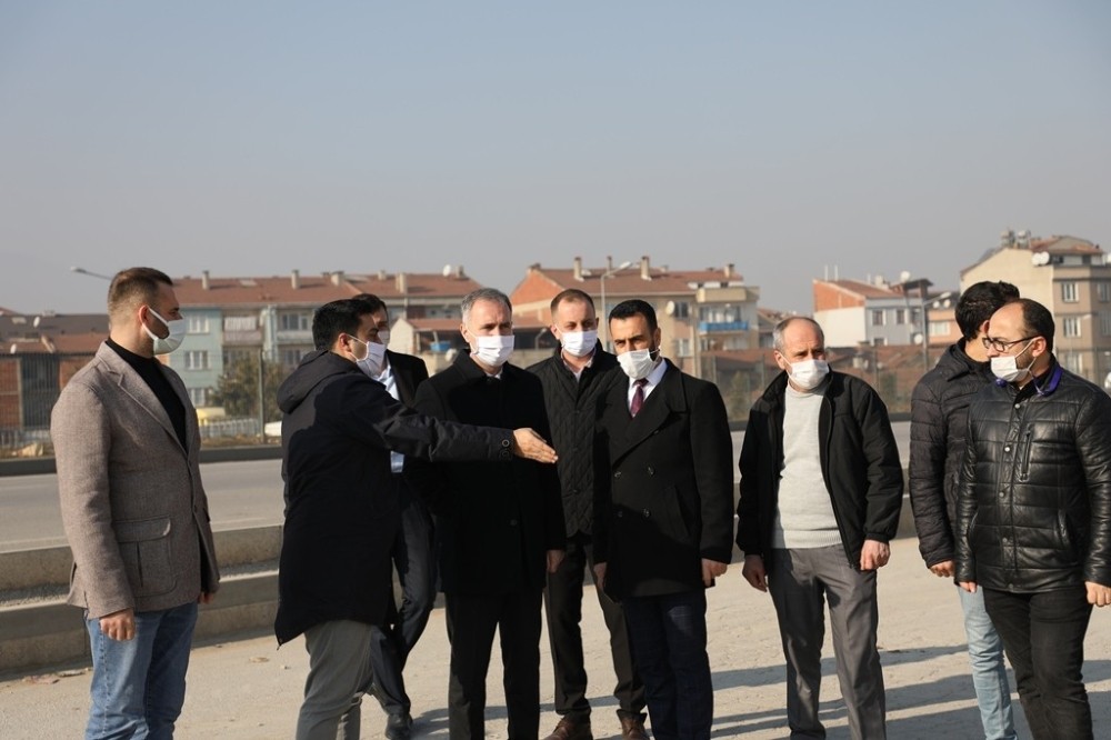 Mesudiye altgeçidinde yan yollar açılıyor