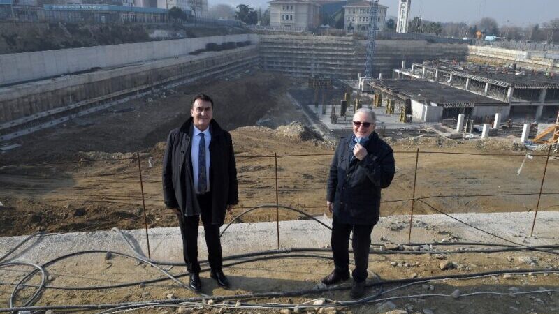 Osmangazi Meydanı’nın fotoğrafı bile heyecanlandırdı Osmangazi Meydanı’nın fotoğrafı bile heyecanlandırdı