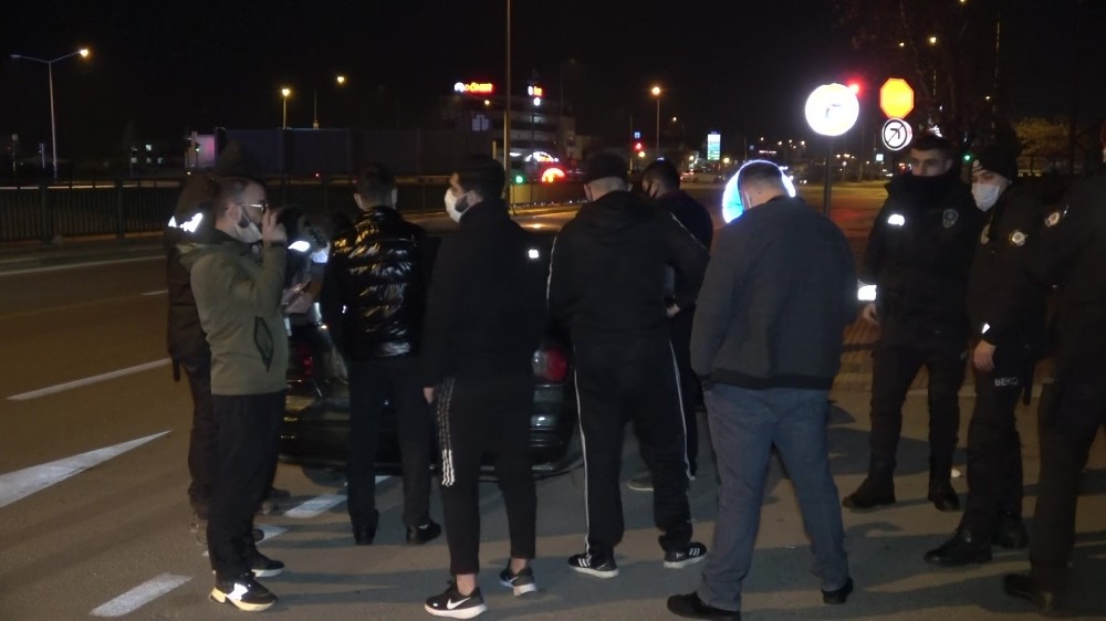 Görüntü Bursa’dan! Hepsi aynı araçtan indi…