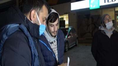 Bursa’da polislere gezintiye, gazetecilere ‘İçmek için çıktım’ dedi