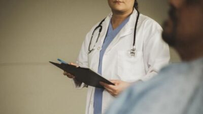 16 bin sağlıkçının kadroları belirlendi