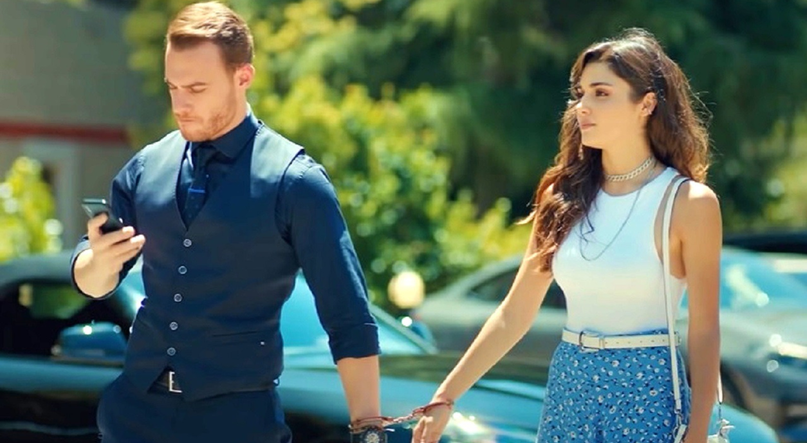 Sen Çal Kapımı dizisine bir oyuncu daha Sen Çal Kapımı dizisine bir oyuncu daha