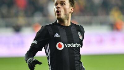 Beşiktaş’ta performansı nedeniyle eleştiri oklarının hedefindeki isim olan Adem Ljajic’in