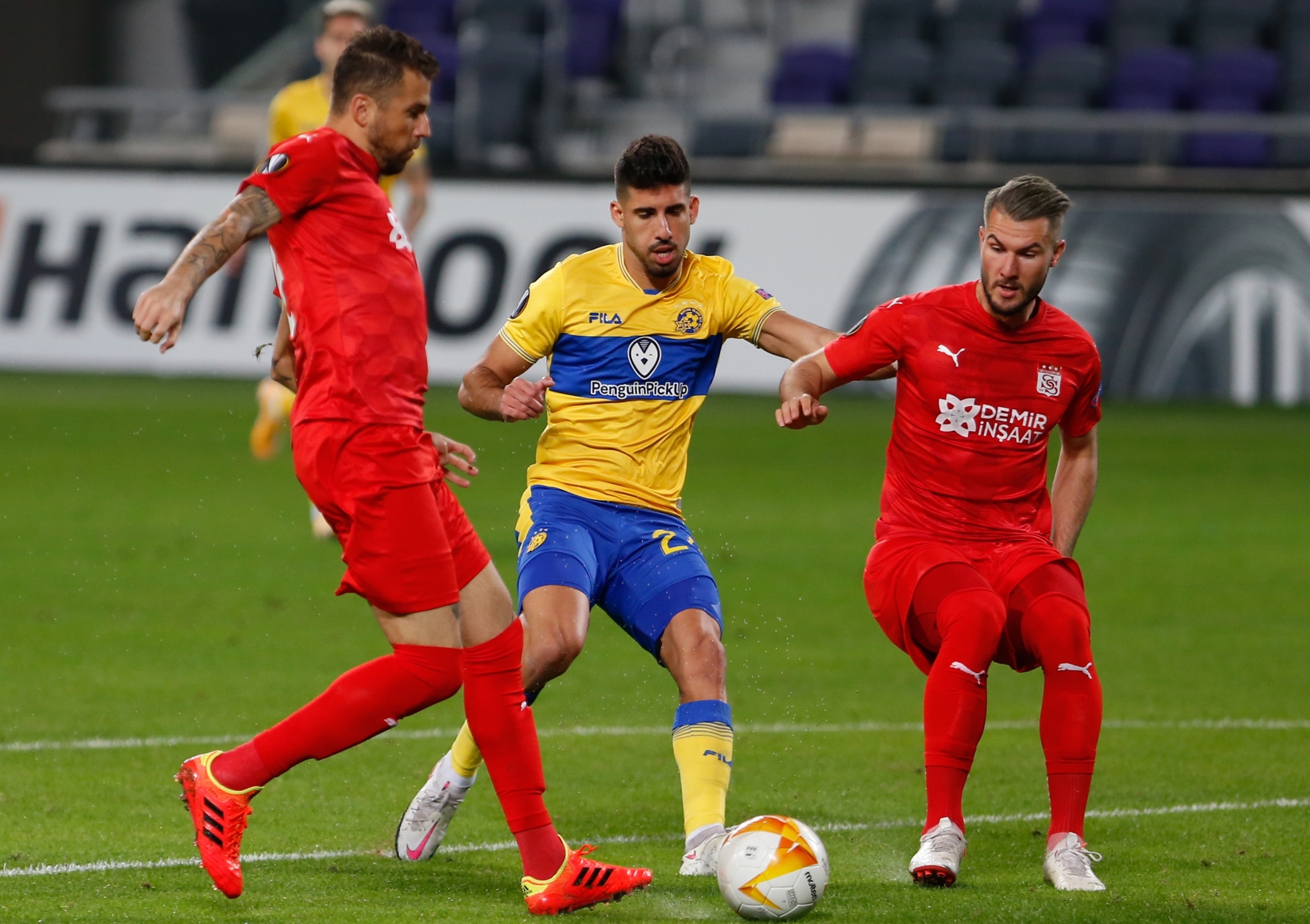 UEFA Avrupa Ligi’nde hüsran! İşte Türk takımlarının karnesi…