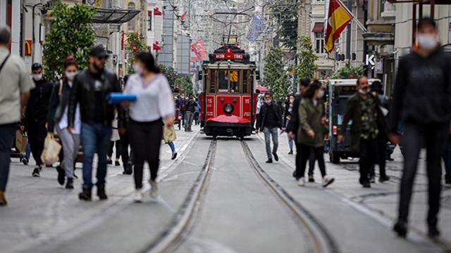 Vali böyle duyurdu: ‘İkinci dalganın zirve noktasını geride bıraktık’