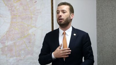 Rüşvet soruşturması… Eski belediye başkanı tutuklandı