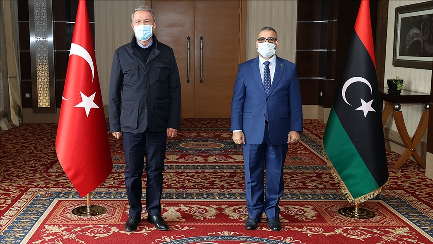 Bakanı Akar’dan Libya’da kritik görüşme