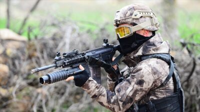 Üzerinde bomba olan terörist etkisiz hale getirildi