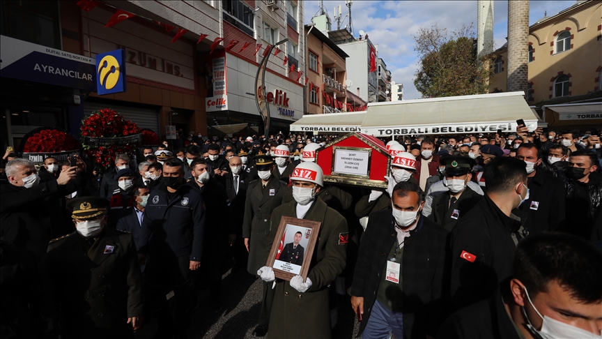 Şehit uzman çavuşa son görev