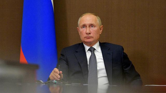 Putin, ‘ömür boyu dokunulmazlık’ yasasını onayladı