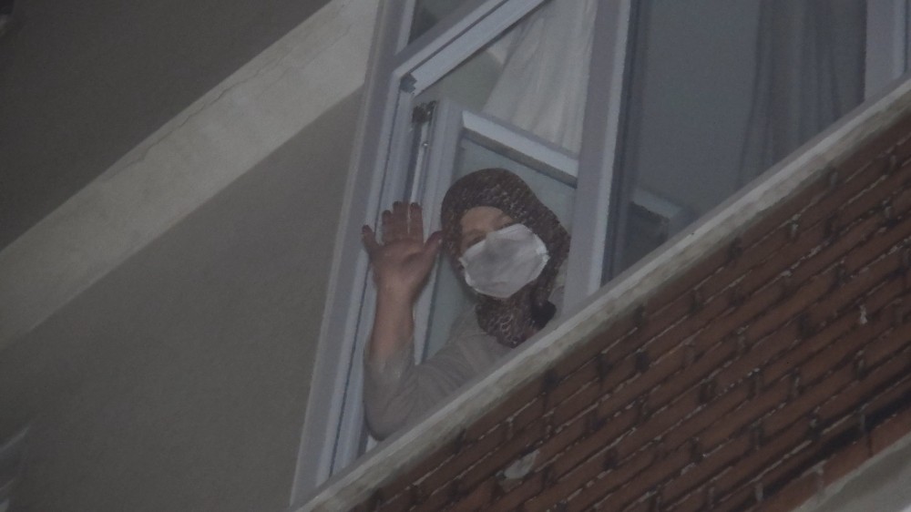 Bursa’da can pazarı! ‘Hemen kendimi balkona attım’