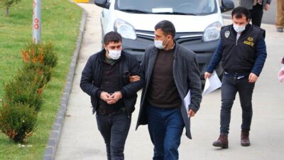 Otomobille kaçarken polislere çarpan yankesiciler yakalandı