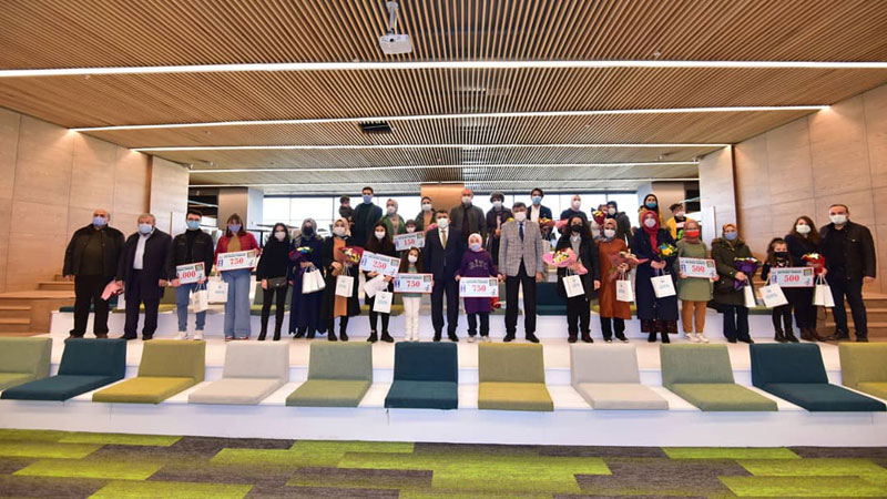 Öğrencilerin ‘öğretmen sevgisi’ ödüllendirildi