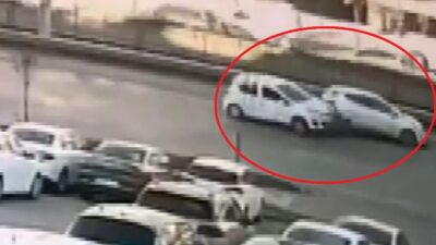 Yer: Bursa… Yola atlayan kedinin neden olduğu zincirleme kaza kamerada