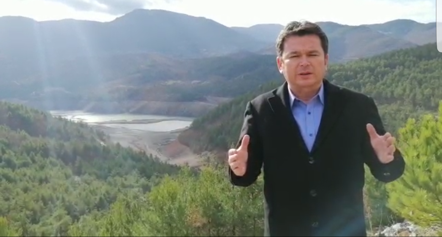 Barajdan seslendi: Ağaçlar kesilirse yağmur yağmaz barajlar dolmaz!