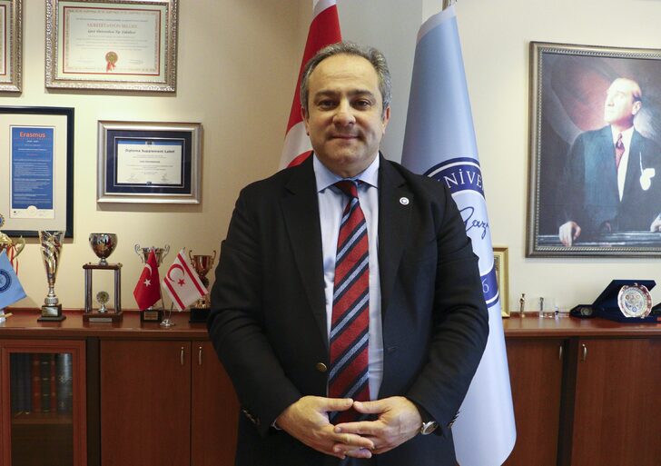 Aşılamayla birlikte okullar açılacak mı? Bilim kurulu üyesinden önemli açıklama Aşılamayla birlikte okullar açılacak mı? Bilim kurulu üyesinden önemli açıklama