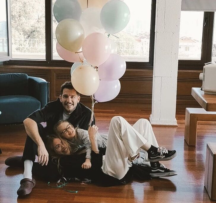 Uraz Kaygılaroğlu’na eski eşinden olay gönderme!