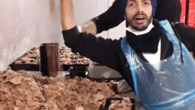Hazır döner işletmesinde rezalet! Görüntüler sosyal medyada büyük tepki çekti