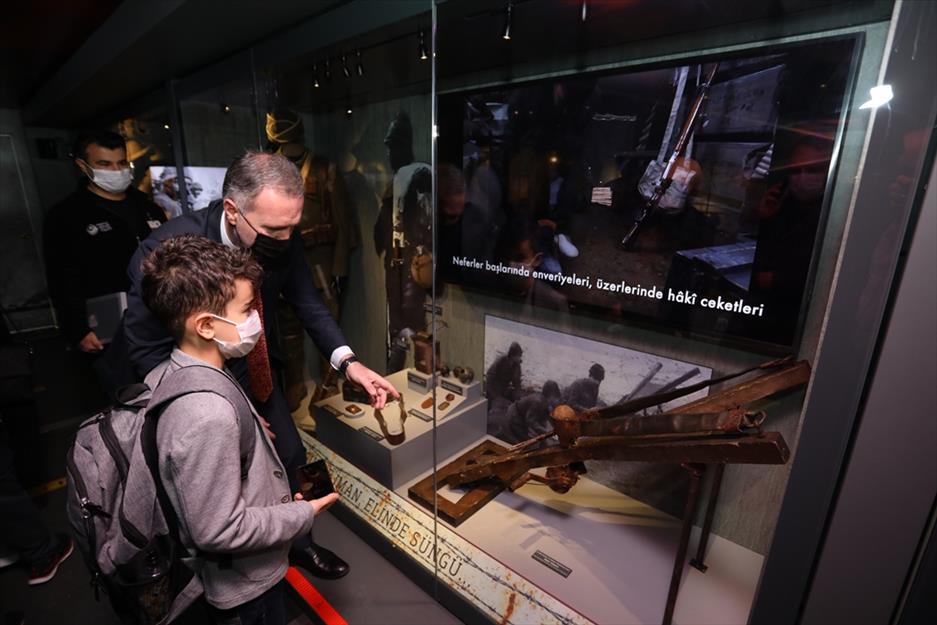 Çanakkale Savaşları Mobil Müzesi İnegöl’e geldi