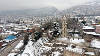 Bursa beyaza büründü