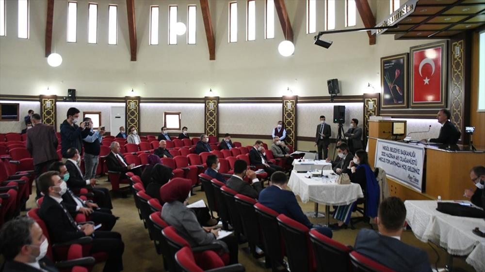 Belediyeye ait işyerlerinde kira ödemeleri ertelendi