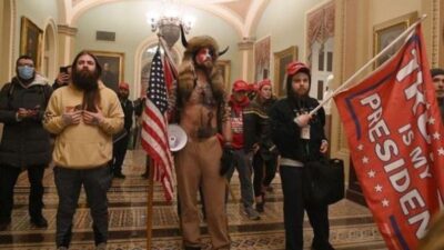 Kongreye kanlı baskın!