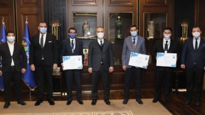 Şehre değer katan personele ödül