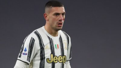 Stoper arayışlarını sürdüren Liverpool, Merih Demiral'ı gözüne kestirdi. Ada devinin,