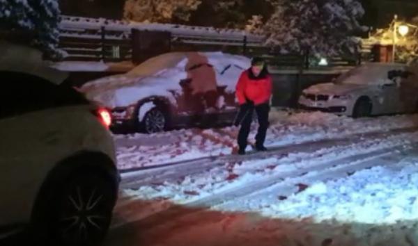 Yer: Bursa… Aracın arkasına bağladığı iple snowboard yaptı