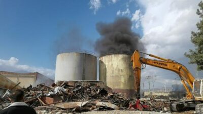 Yer: Bursa… Yıkım sırasında yangın