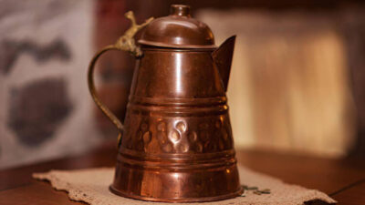 Bakır sürahide bekletip yatmadan…