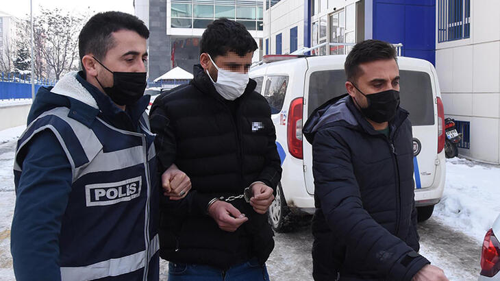 Yolcu otobüsündeki 2 kadına cinsel tacizden gözaltına alındı! Yolcu otobüsündeki 2 kadına cinsel tacizden gözaltına alındı!