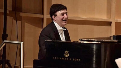 Acı haber! Ünlü sanatçı hayatını kaybetti