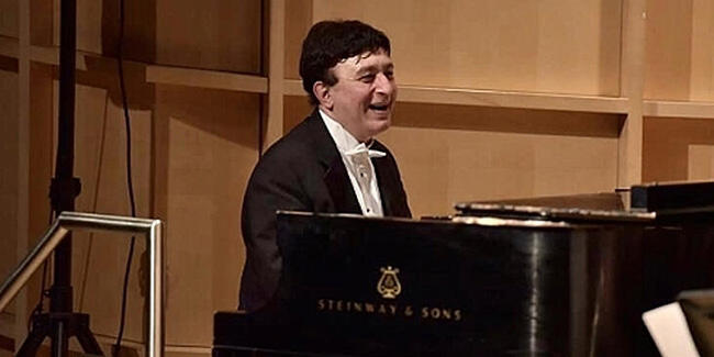 Acı haber! Ünlü sanatçı hayatını kaybetti Acı haber! Ünlü sanatçı hayatını kaybetti