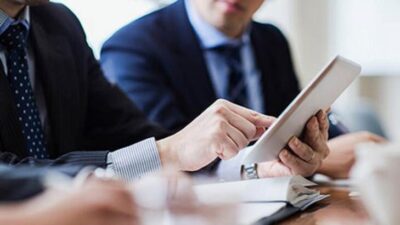 Yabancı ekonomistler Ağbal’ın iletişimini başarılı buldu