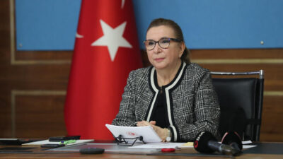 Bakan Pekcan açıkladı! 1 milyar dolara yaklaştı…