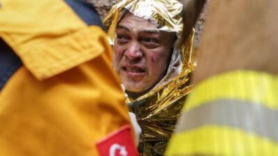 Can pazarı! Camlar patladı, alevler binayı sardı