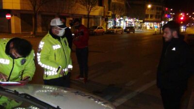 Bursa’da pes dedirten sözler! ‘Yaz babam yaz oh ne güzel’