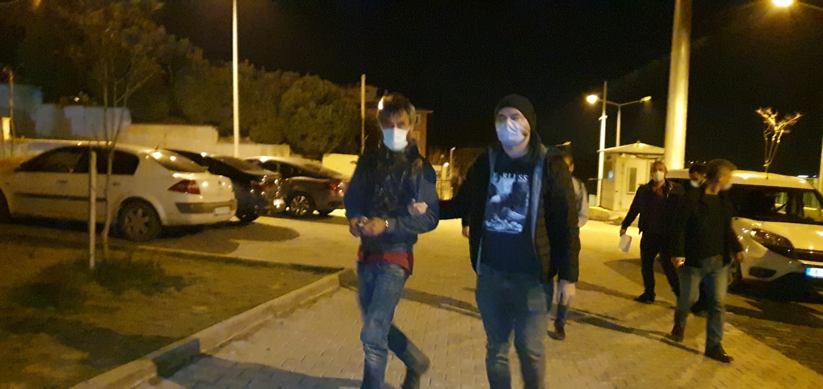 Bursa’da kombi hırsızı 3 kişi gözaltına alındı Bursa’da kombi hırsızı 3 kişi gözaltına alındı