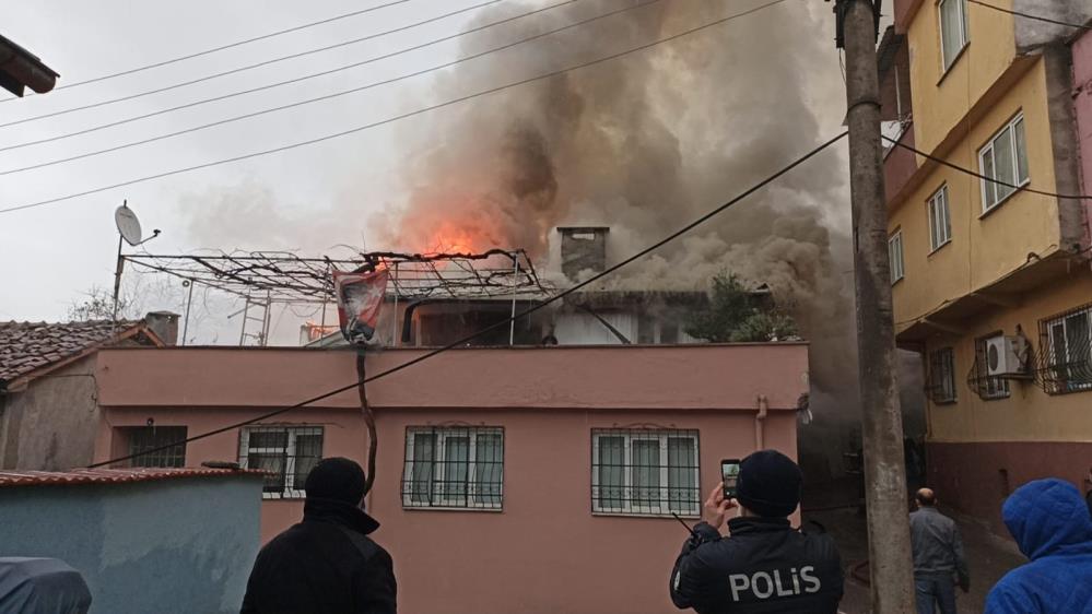 Uludağ eteklerinde korkutan yangın